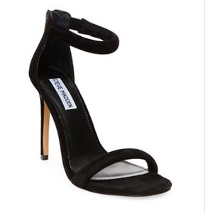 Steve Madden Fancci Heel in Black Suede